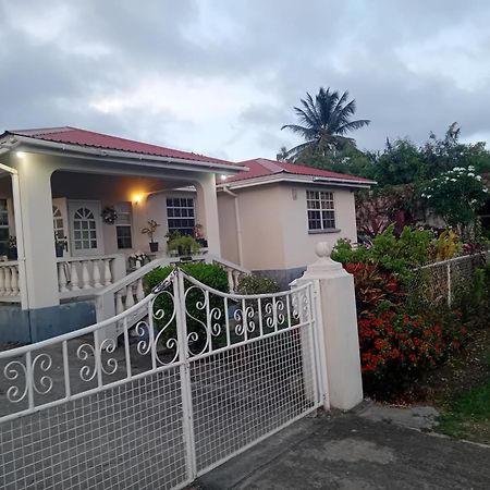 Chandler Homestay Saint Philip Extérieur photo
