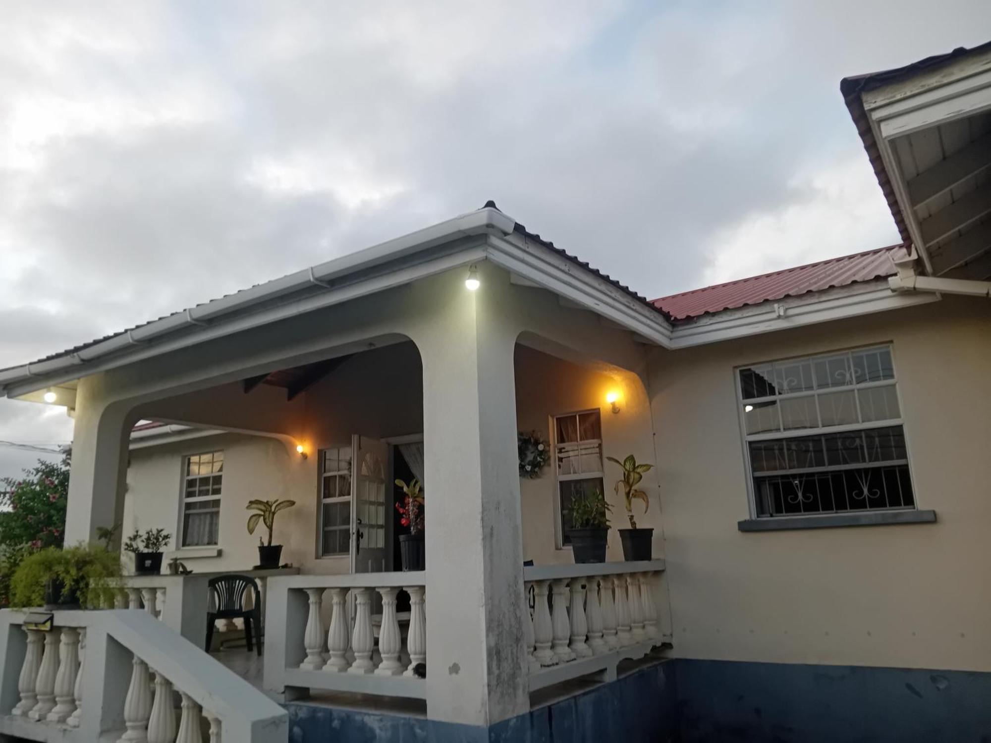 Chandler Homestay Saint Philip Extérieur photo